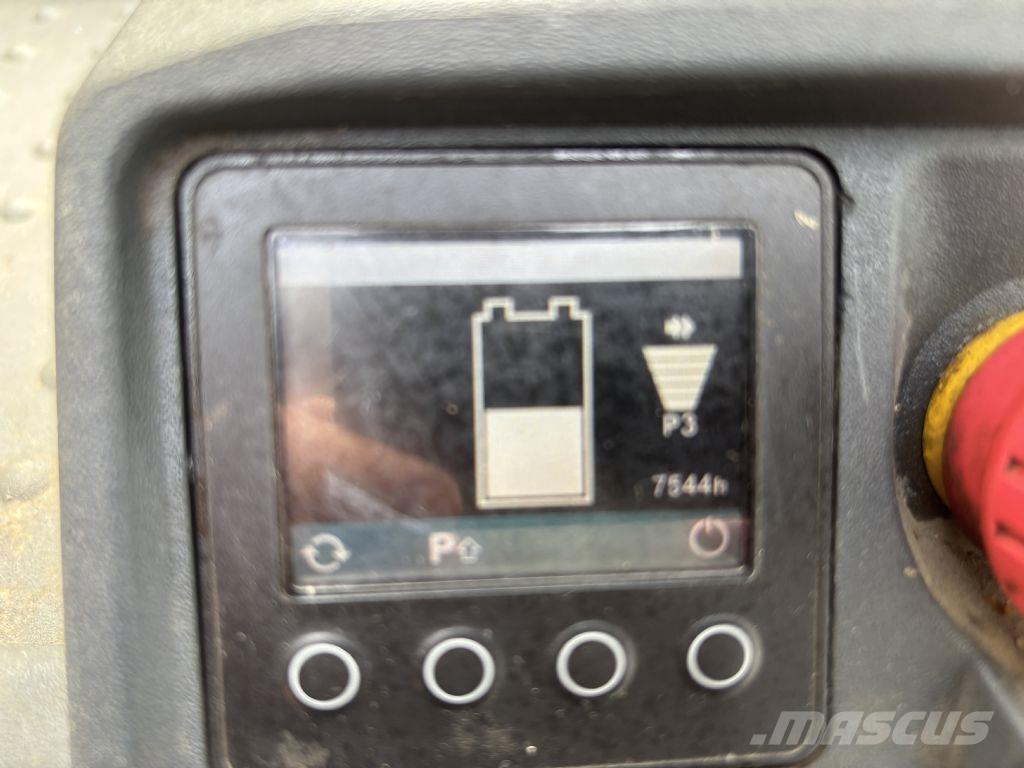 Jungheinrich ECE230 Apiladoras eléctricos