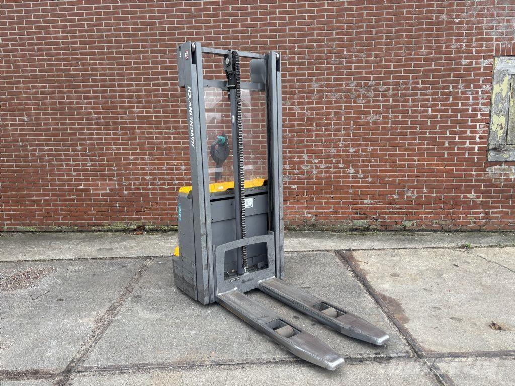 Jungheinrich EJC 112 Montacargas manual