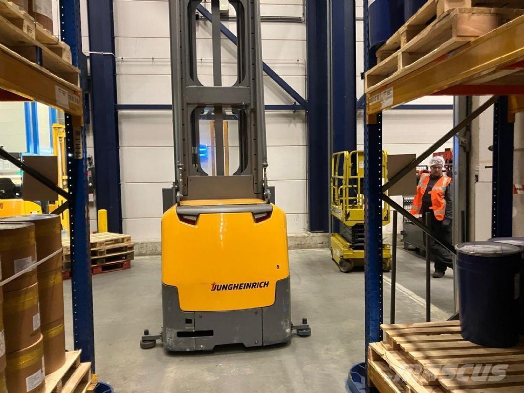 Jungheinrich EKX 516 Montacargas recogepedidos de gran altura