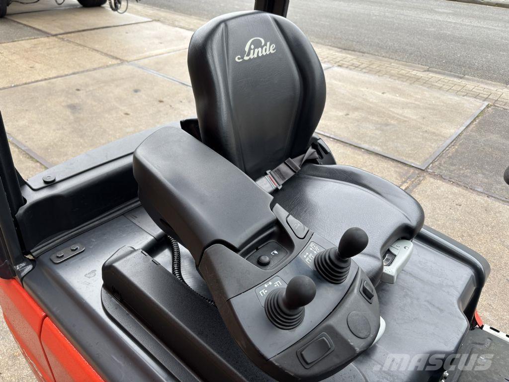 Linde E16L-02 Carretillas de horquilla eléctrica