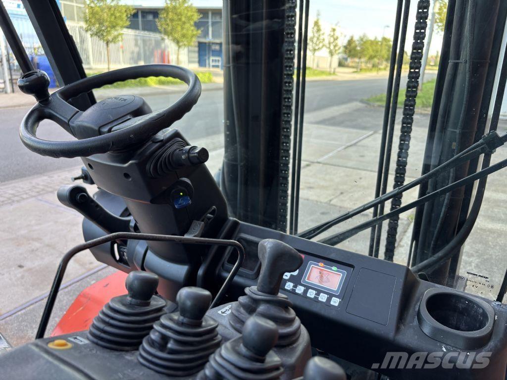 Toyota 8FBMT50 Carretillas de horquilla eléctrica