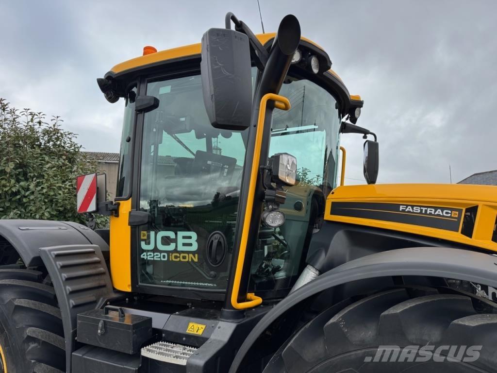JCB 4220 iCON Tractores