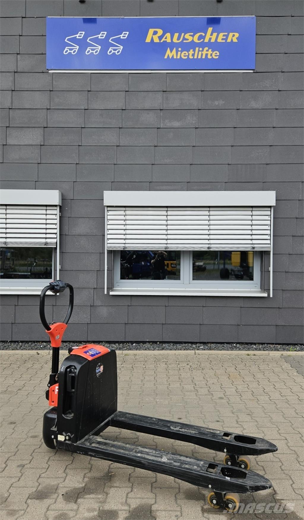 EP Equipment F4 Montacargas - otros