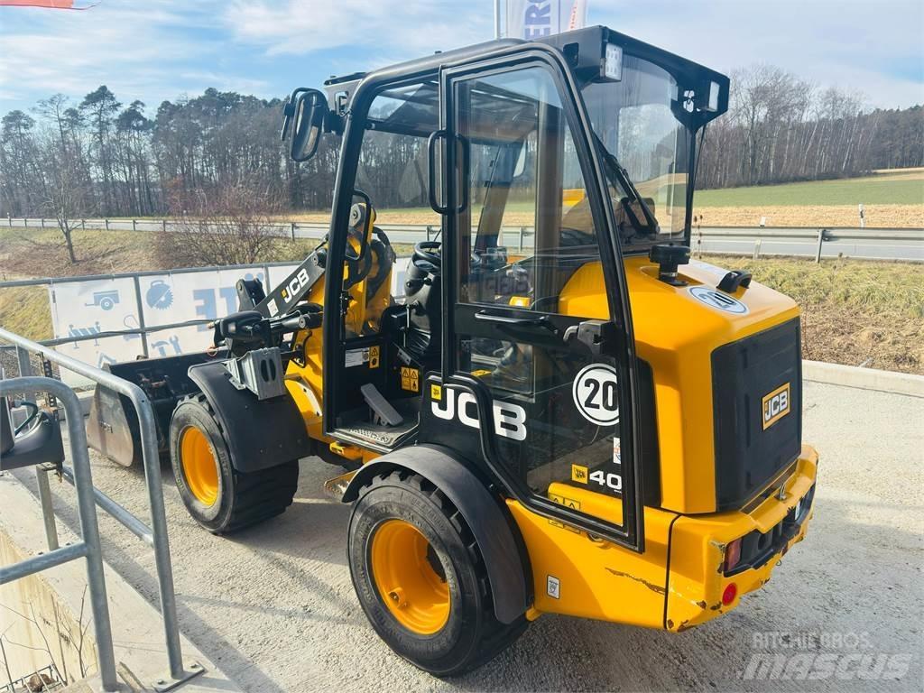 JCB 403 Otros