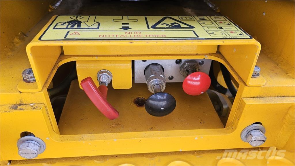 JCB S1930E Plataformas remolcables