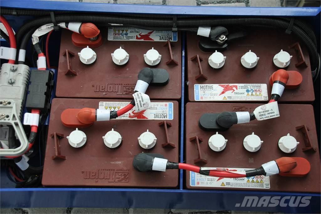 JCB S2032E Plataformas tijera