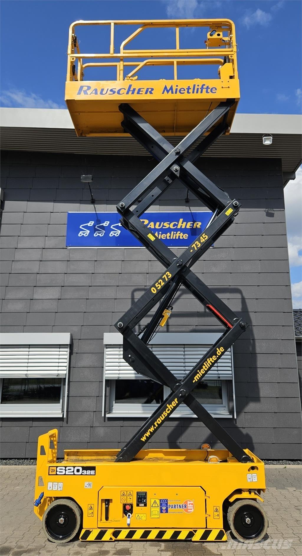 JCB S2032E Plataformas tijera