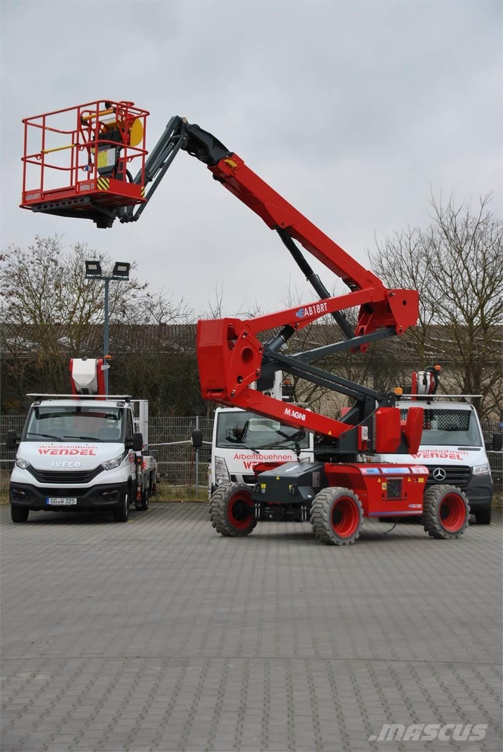 Magni EAB18RT Plataformas con brazo de elevación manual