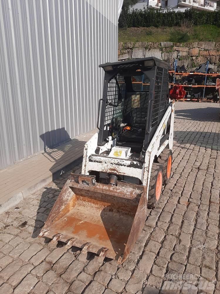 Bobcat S70 Cargadoras sobre ruedas