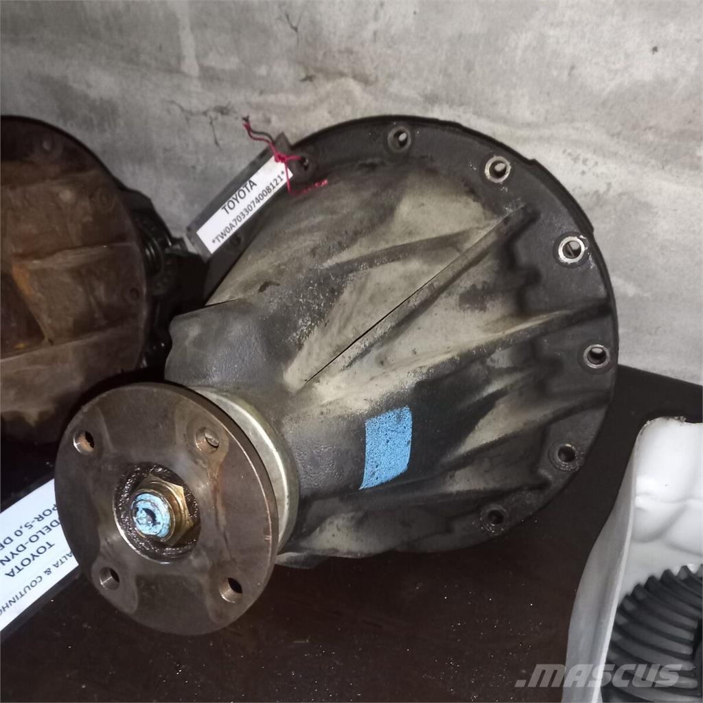 Toyota DYNA L 280 Diferencial Cajas de cambios