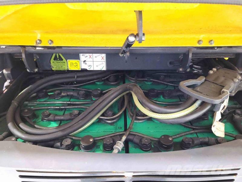 Aisle-Master 20WHE Montacargas para pasillo estrecho