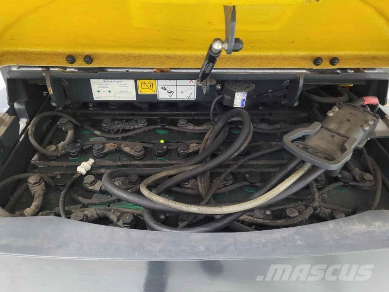 Aisle-Master AM20SE Montacargas para pasillo estrecho