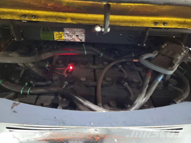 Aisle-Master AM20SE Montacargas para pasillo estrecho