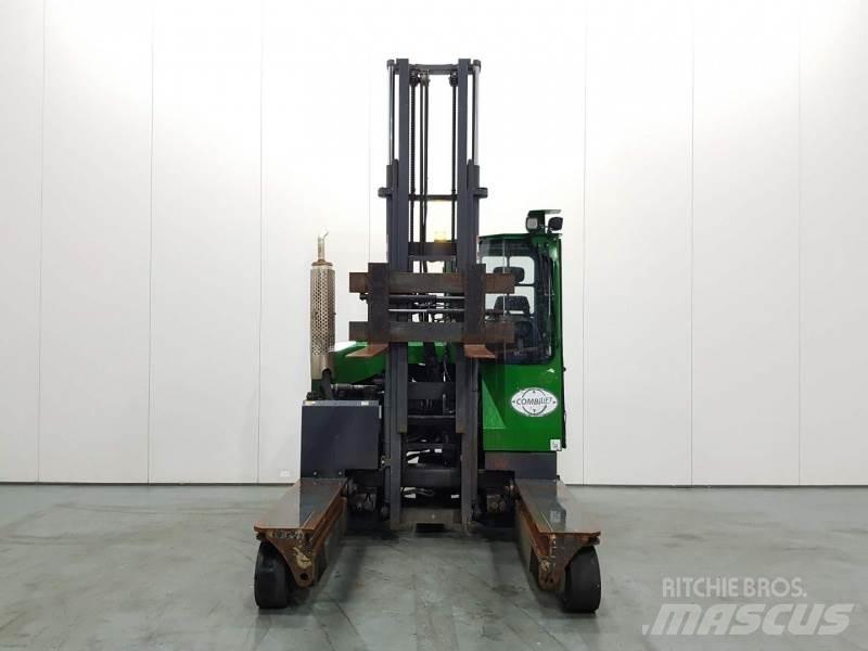 Combilift C3000 Montacargas de 4 vías