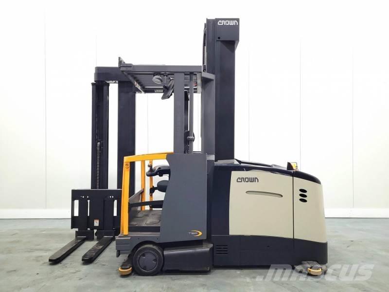 Crown TSP6000-1.25 Montacargas para pasillo estrecho