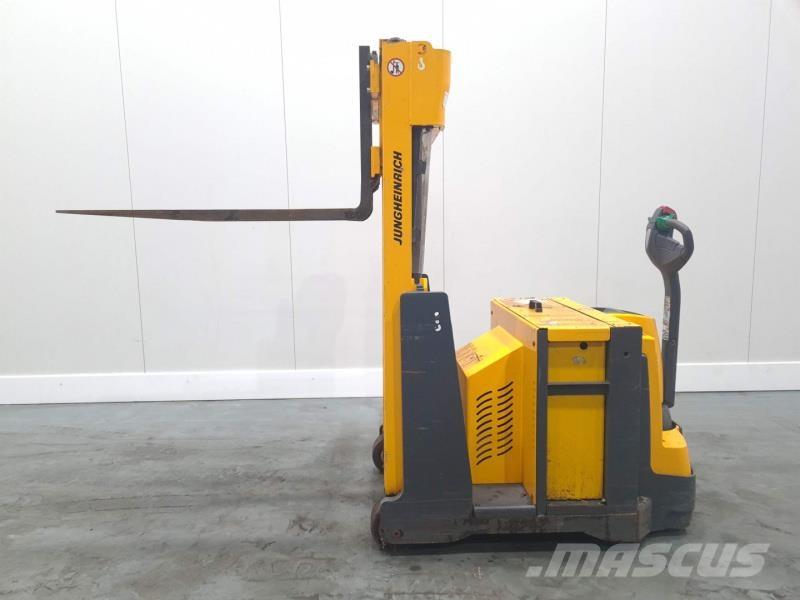 Jungheinrich EJG 108 Apiladoras eléctricos