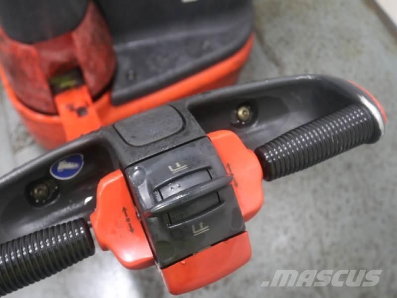 Linde L10 379 Apiladores manuales