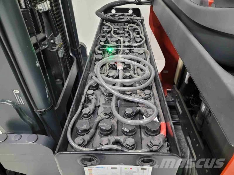 Linde R12B-01 Montacargas de alcance de gran altura