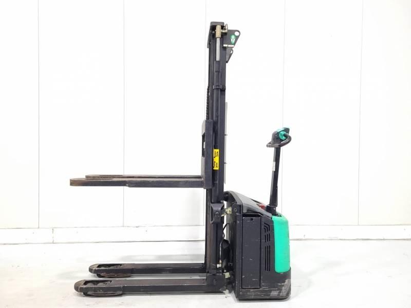 Mitsubishi SBP12NI Apiladores manuales