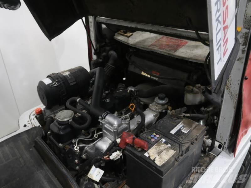 Nissan YG1D2A32Q Camiones diesel