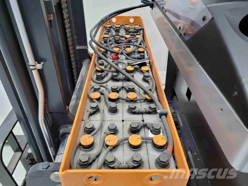 Still FM-X10 Montacargas de alcance de gran altura