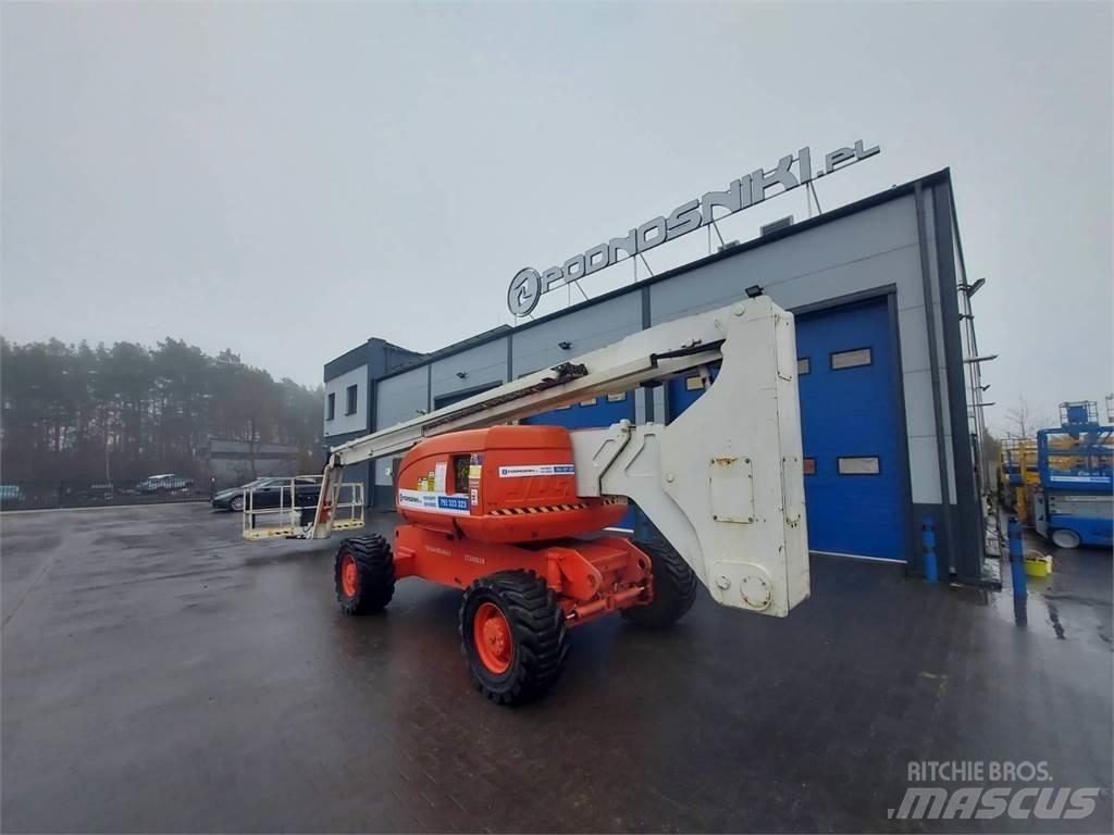 JLG 800AJ Plataformas con brazo de elevación manual