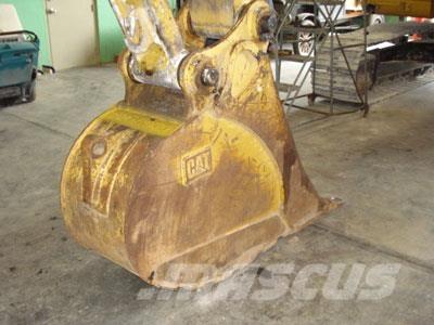 CAT 320C, Bucket GP 24 Otros componentes