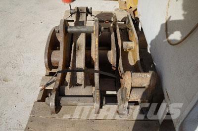 CAT 320C/DL Thumb Otros componentes