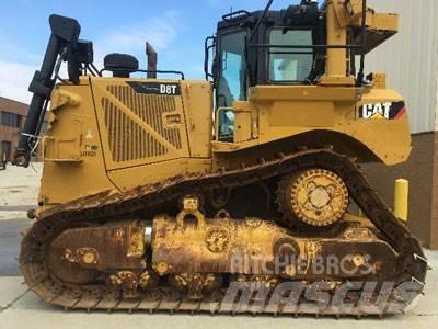 CAT D8T Buldozer sobre oruga