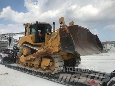 CAT D8T Buldozer sobre oruga