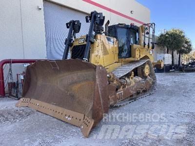 CAT D8T Buldozer sobre oruga