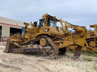 CAT D9T Buldozer sobre oruga