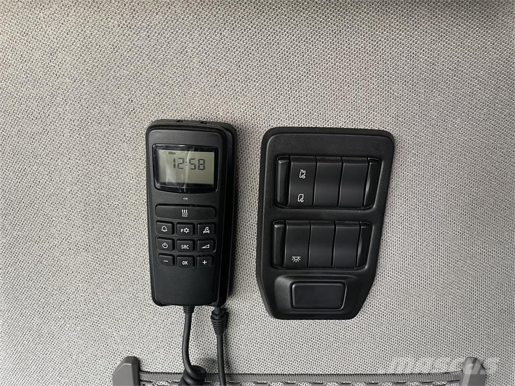 Scania S560 2950 Camiones tractor