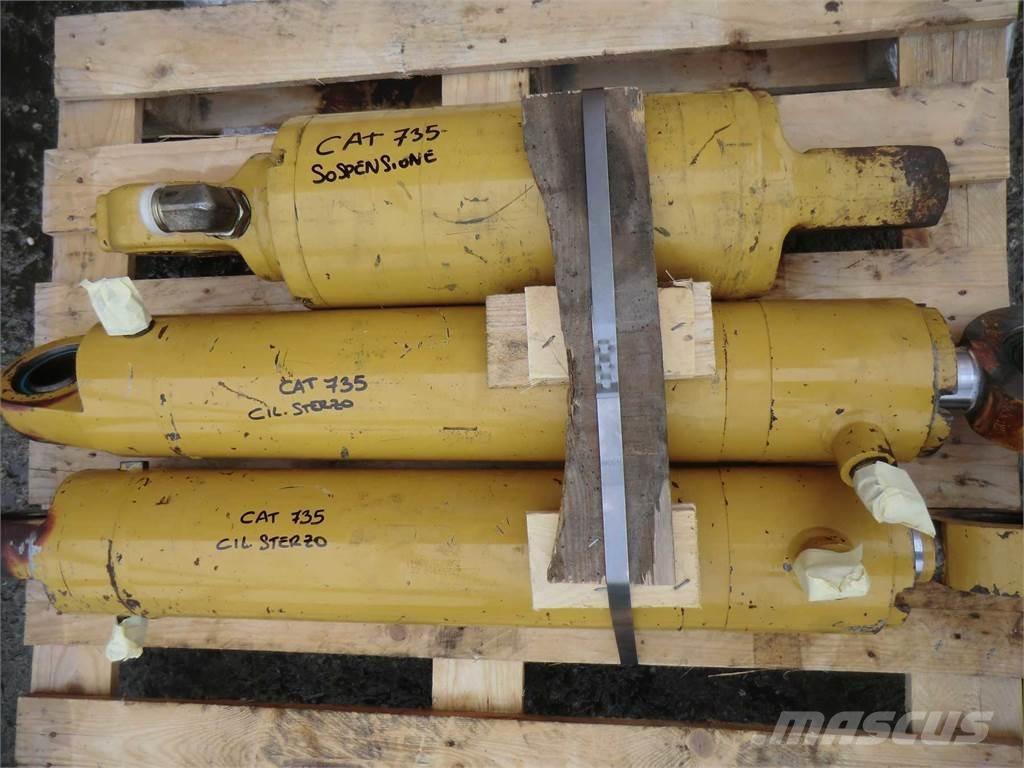 CAT 735 Otros