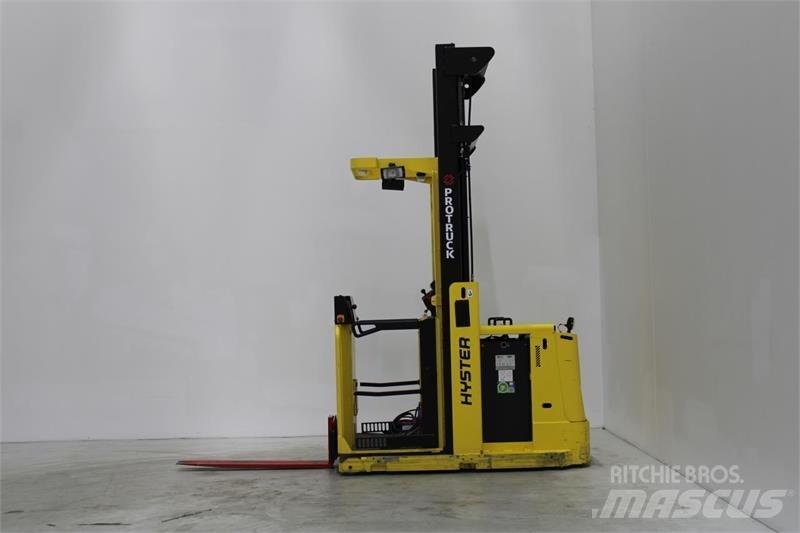 Hyster K1.0L Montacargas recogepedidos de baja altura