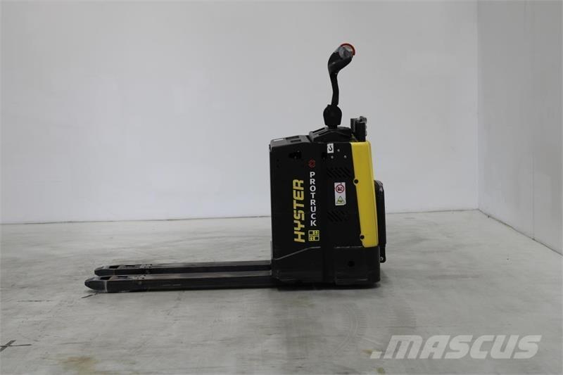 Hyster P2.0S Montacargas con plataformas de baja elevación