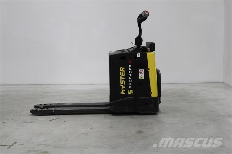 Hyster P2.0S Montacargas con plataformas de baja elevación