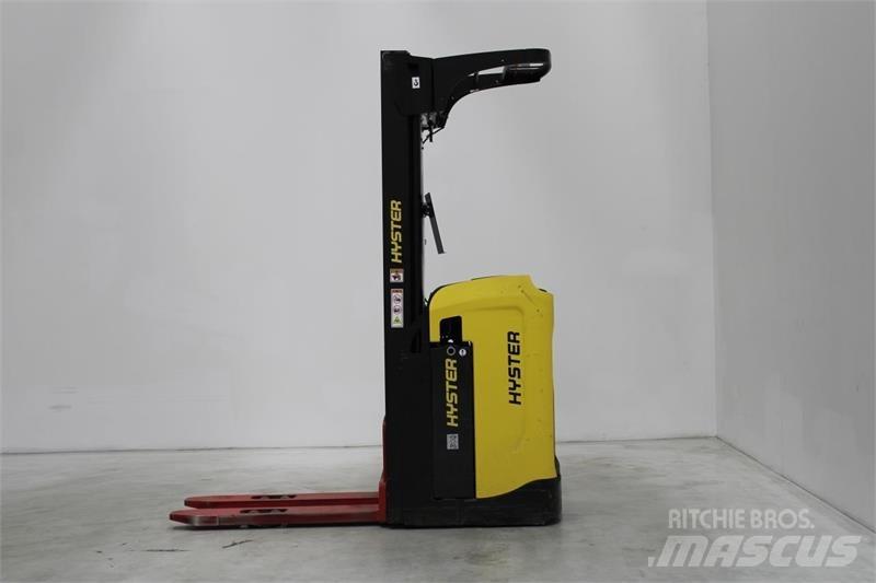 Hyster RS1.6 Apiladoras eléctricos