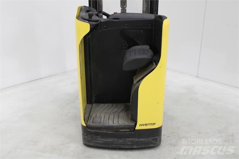 Hyster RS1.6 Apiladoras eléctricos