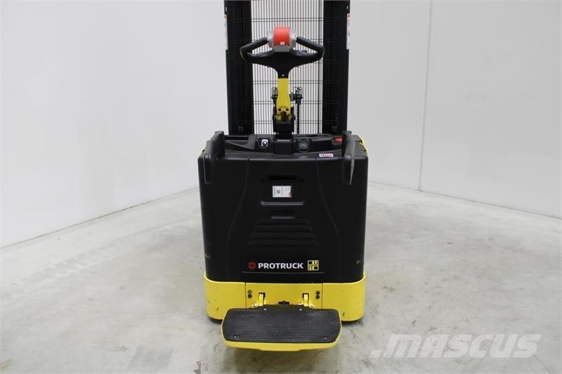 Hyster S1.5S Apiladoras eléctricos