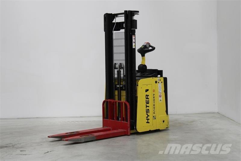 Hyster S1.5S Apiladoras eléctricos