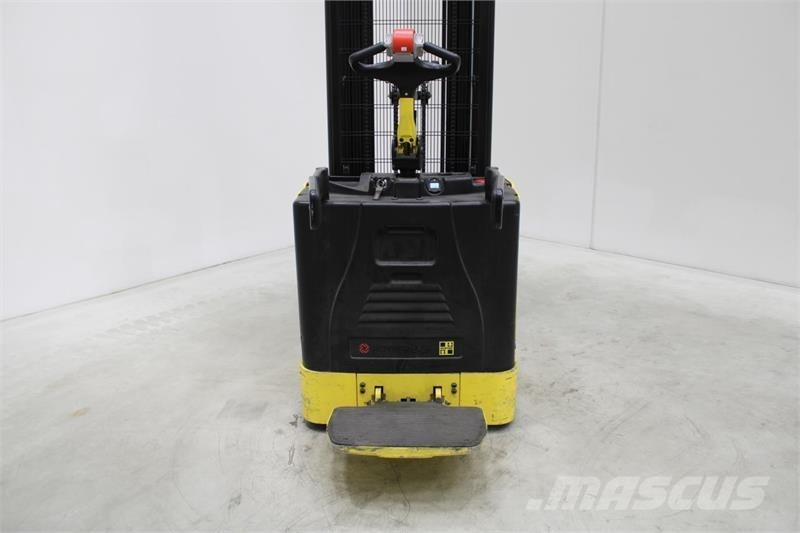 Hyster S1.5S Apiladoras eléctricos