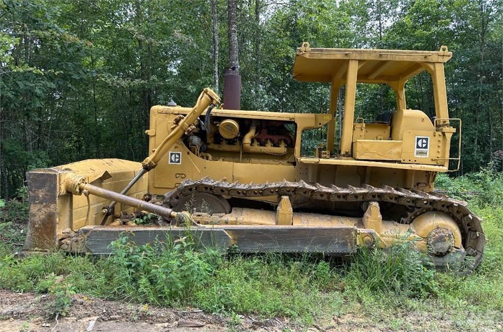 CAT D8H Buldozer sobre oruga