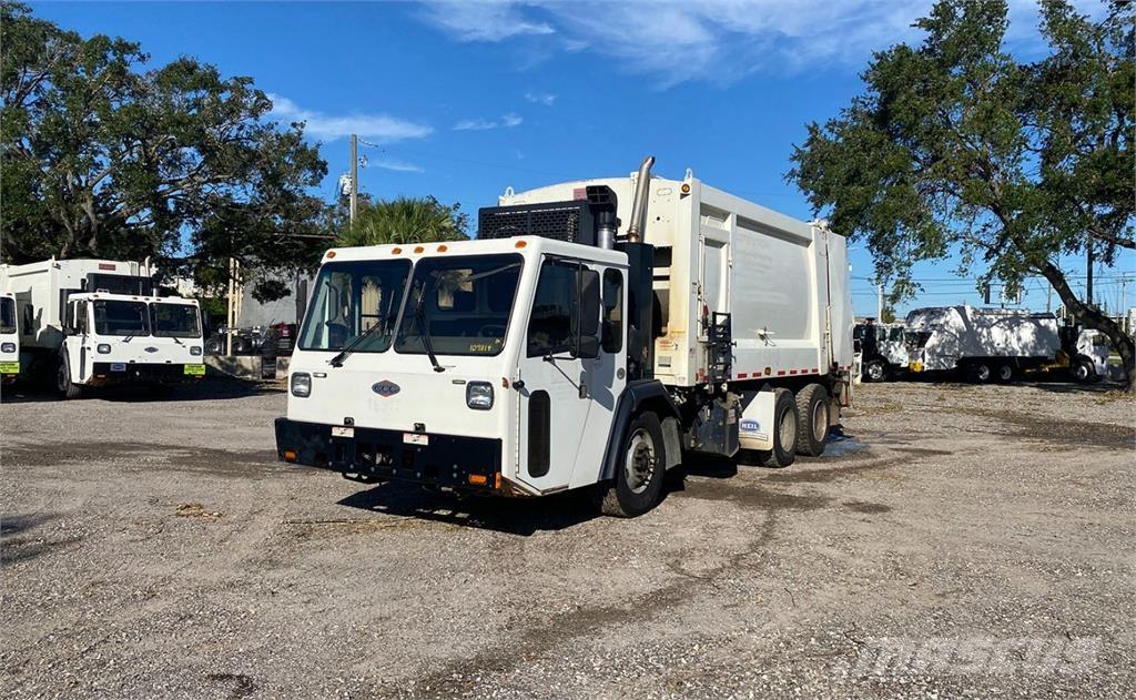 CCC LET2 Camiones de basura