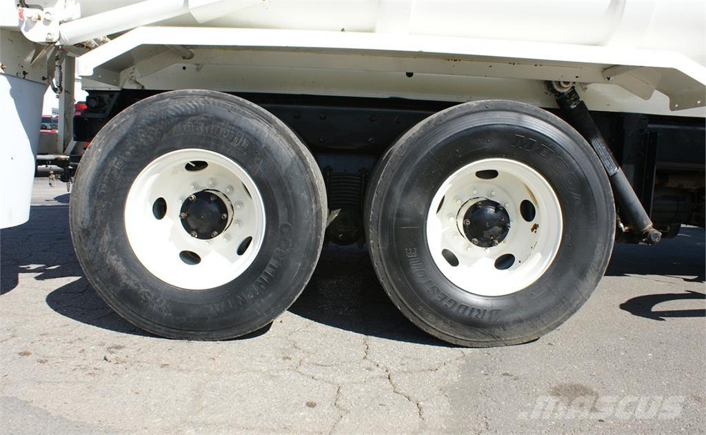 Mack LEU613 Camiones de basura