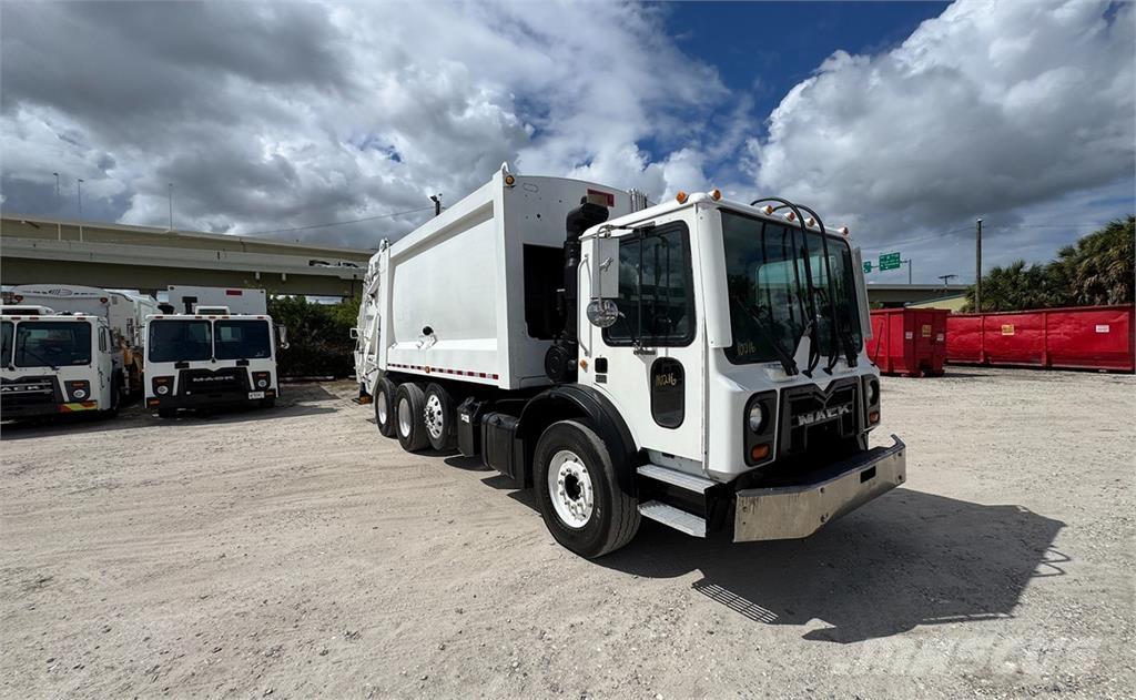 Mack MRU613 Camiones de basura