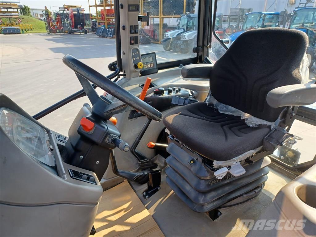 CASE JXU90 Tractores