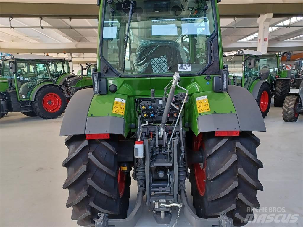 Fendt 211F Tractores