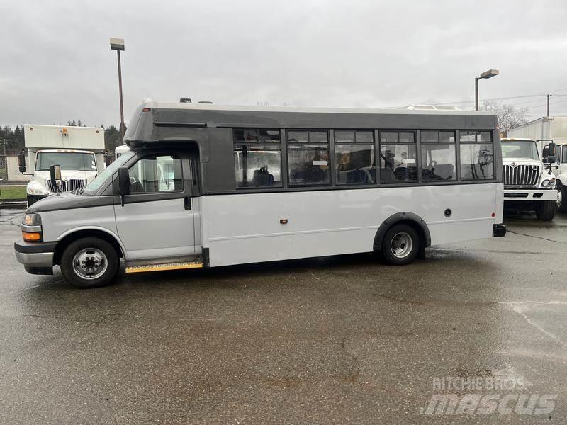 Chevrolet Express Minibuses