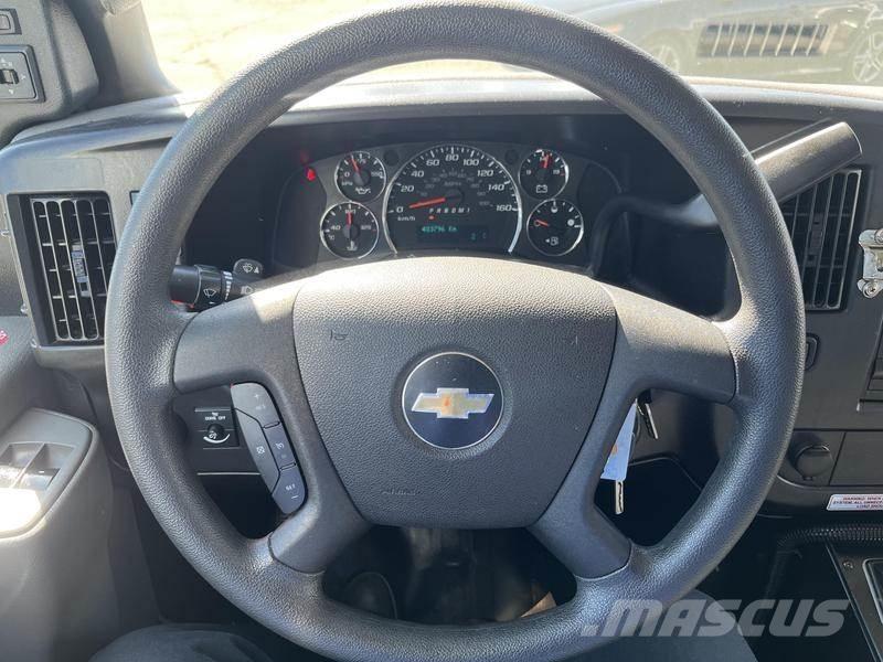 Chevrolet Express Minibuses